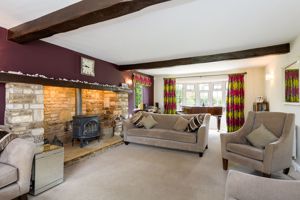 Sitting Room- click for photo gallery